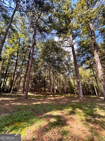 711 W Ridgeway Road, Maysville, GA 30558