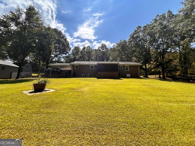 711 W Ridgeway Road, Maysville, GA 30558