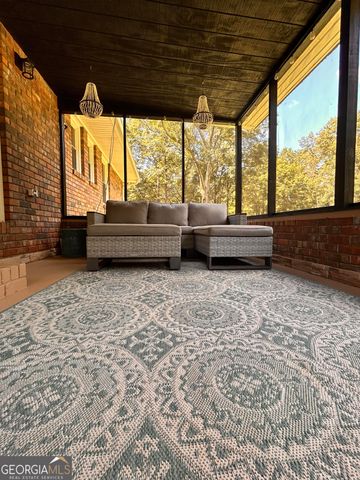 711 W Ridgeway Road, Maysville, GA 30558