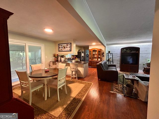 711 W Ridgeway Road, Maysville, GA 30558