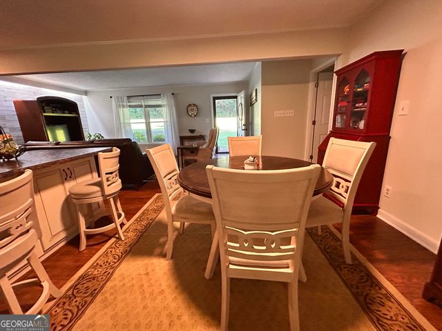 711 W Ridgeway Road, Maysville, GA 30558