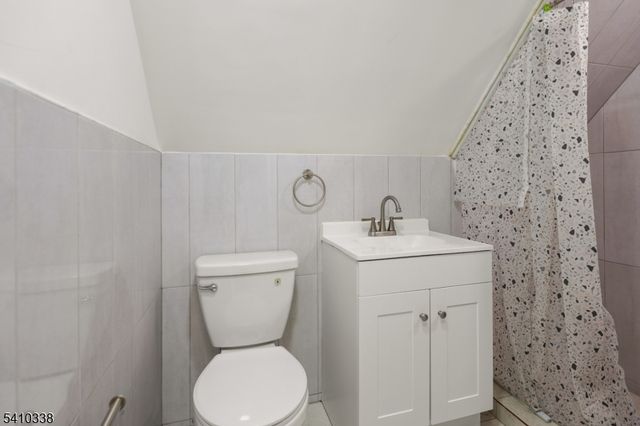 134 Burgess Pl, Passaic City, NJ 07055