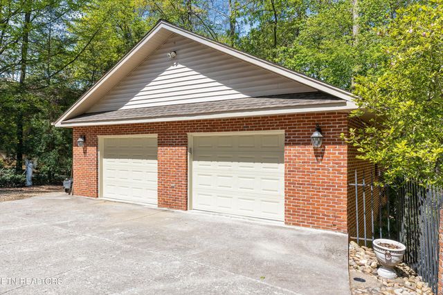 46 Chestnut Drive, Norris, TN 37828