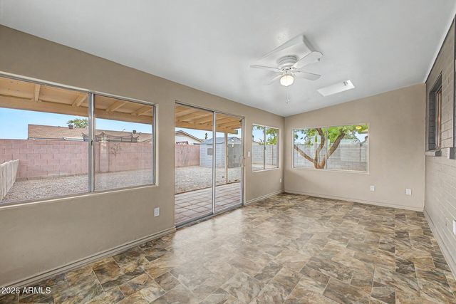 10537 W LAWRENCE Lane, Peoria, AZ 85345