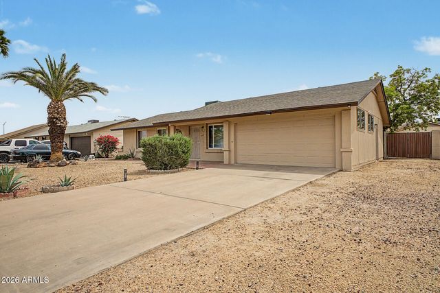 10537 W LAWRENCE Lane, Peoria, AZ 85345