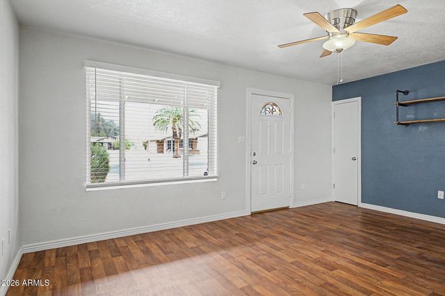 10537 W LAWRENCE Lane, Peoria, AZ 85345