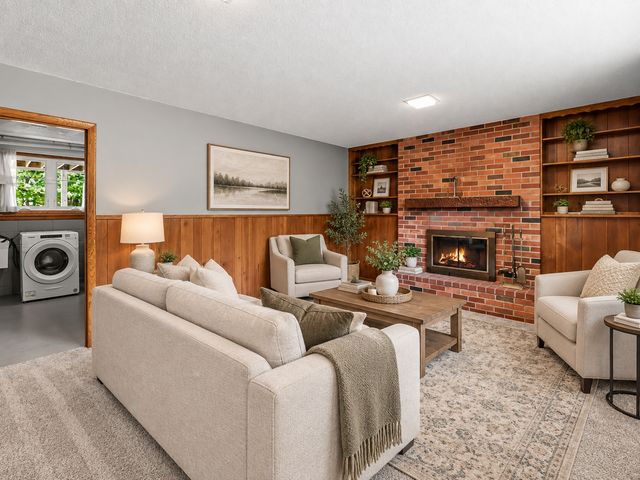 4833 Ensign Avenue N, New Hope, MN 55428