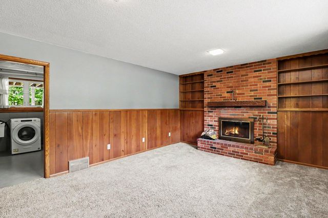 4833 Ensign Avenue N, New Hope, MN 55428