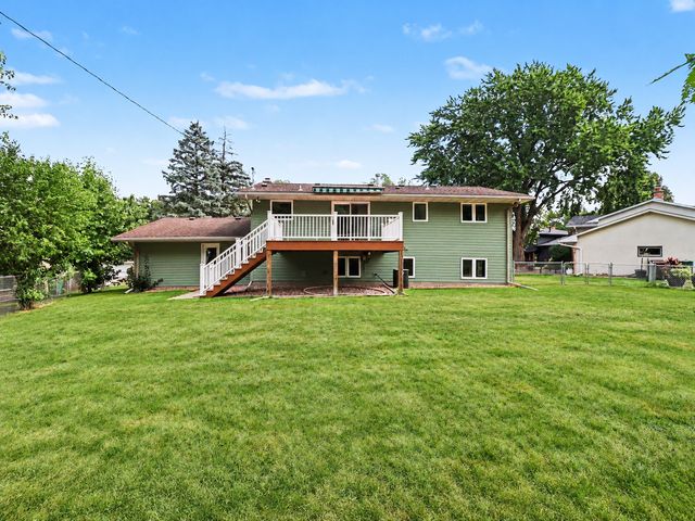 4833 Ensign Avenue N, New Hope, MN 55428