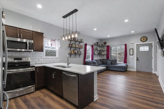 120 MCGEE Avenue, Council Bluffs, IA 51503