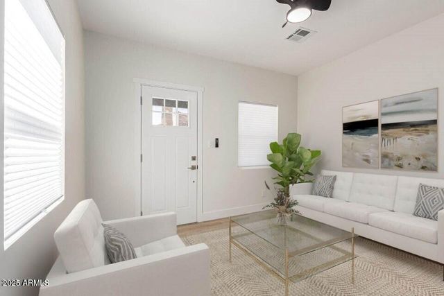 1243 E Adams Street, Phoenix, AZ 85034