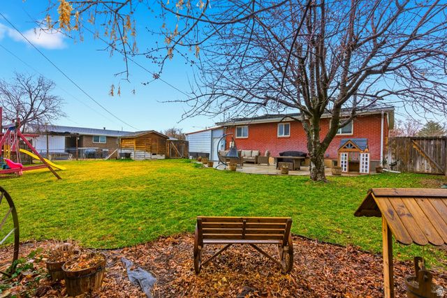 621 PAUL AVE, Layton, UT 84041