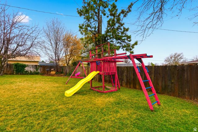 621 PAUL AVE, Layton, UT 84041