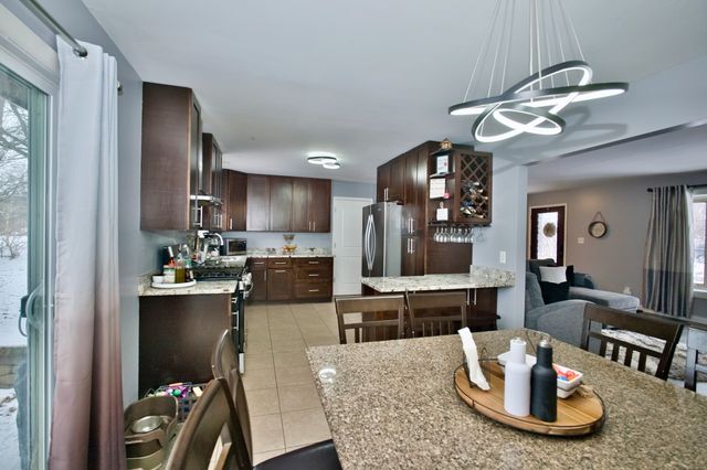 28W587 Leverenz Road, Naperville, IL 60564