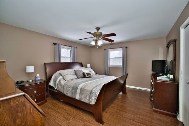 28W587 Leverenz Road, Naperville, IL 60564