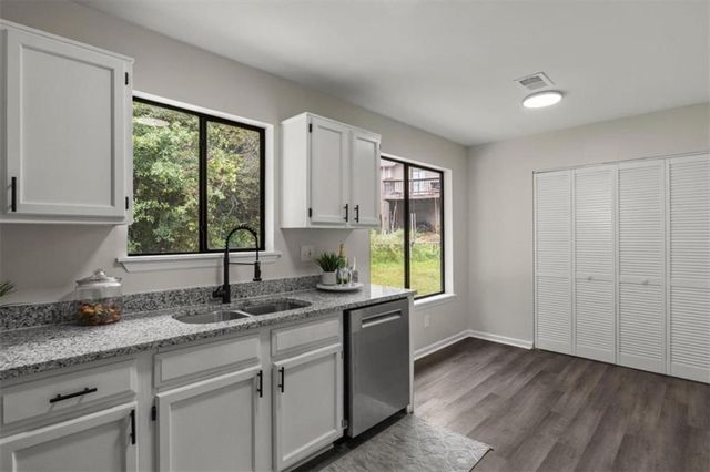 4912 BAYSIDE Court, Stone Mountain, GA 30088