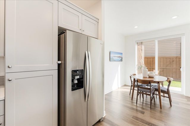2406 NE Victor Place, Bend, OR 97701