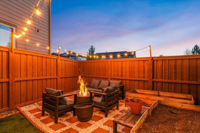 2406 NE Victor Place, Bend, OR 97701