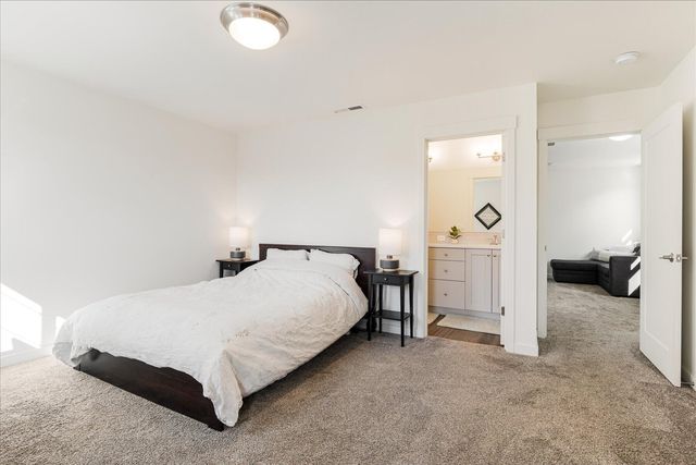 2406 NE Victor Place, Bend, OR 97701