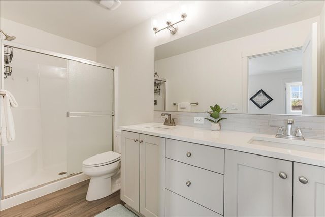 2406 NE Victor Place, Bend, OR 97701