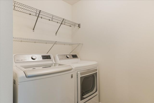 2406 NE Victor Place, Bend, OR 97701