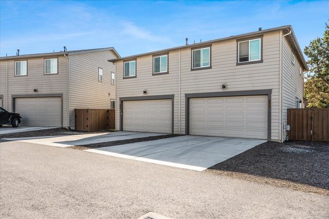 2406 NE Victor Place, Bend, OR 97701
