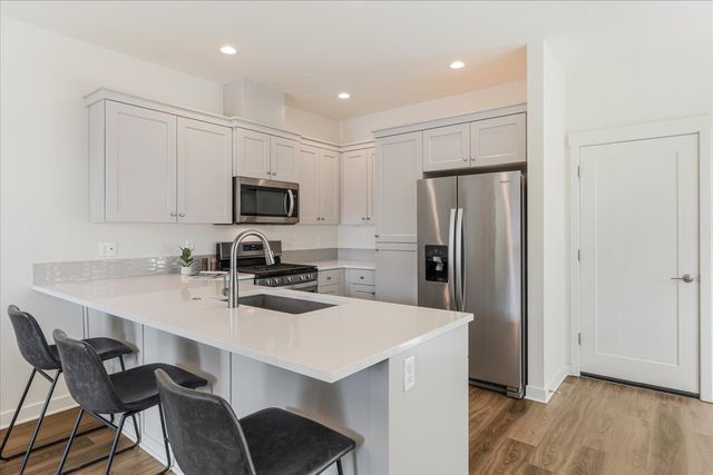 2406 NE Victor Place, Bend, OR 97701