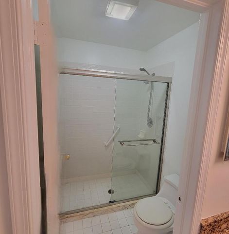 23 Via De Casas Sur 103, Boynton Beach, FL 33426