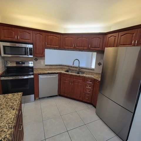 23 Via De Casas Sur 103, Boynton Beach, FL 33426