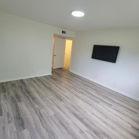 23 Via De Casas Sur 103, Boynton Beach, FL 33426