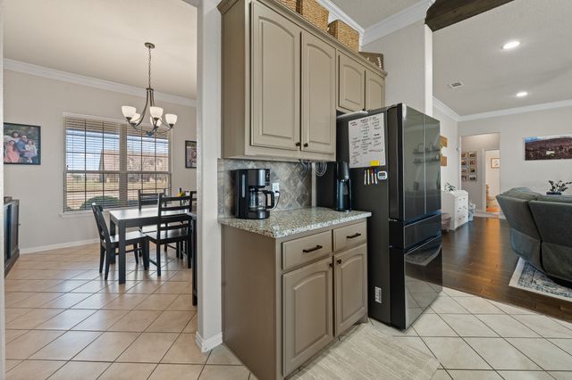 7925 Grassland Drive, Godley, TX 76044