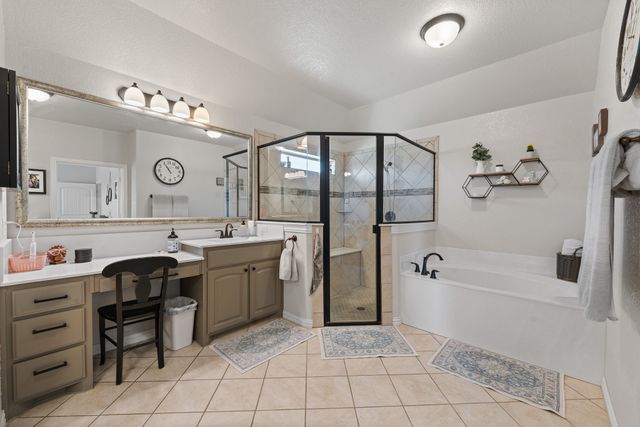 7925 Grassland Drive, Godley, TX 76044