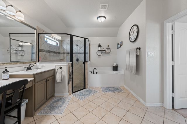 7925 Grassland Drive, Godley, TX 76044