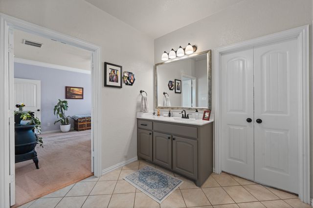 7925 Grassland Drive, Godley, TX 76044