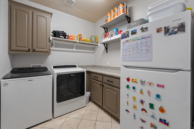 7925 Grassland Drive, Godley, TX 76044