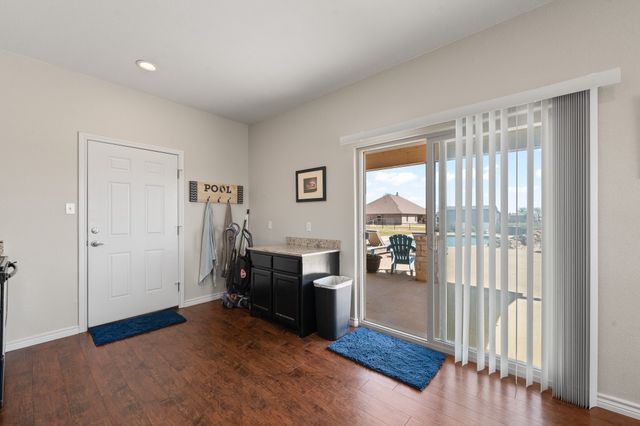 7925 Grassland Drive, Godley, TX 76044