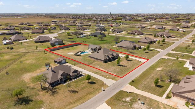 7925 Grassland Drive, Godley, TX 76044