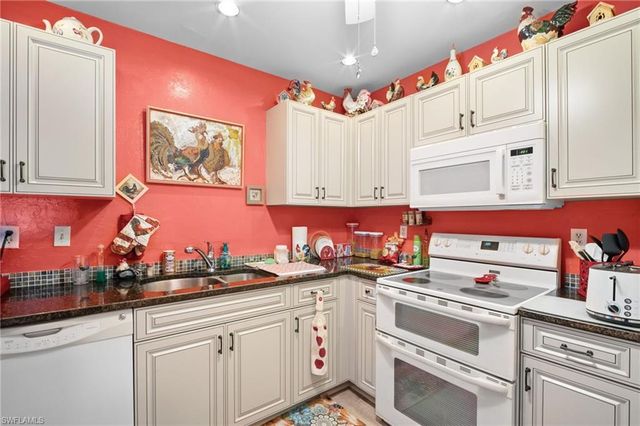 954 Jolly RD, North Fort Myers, FL 33903