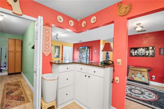 954 Jolly RD, North Fort Myers, FL 33903