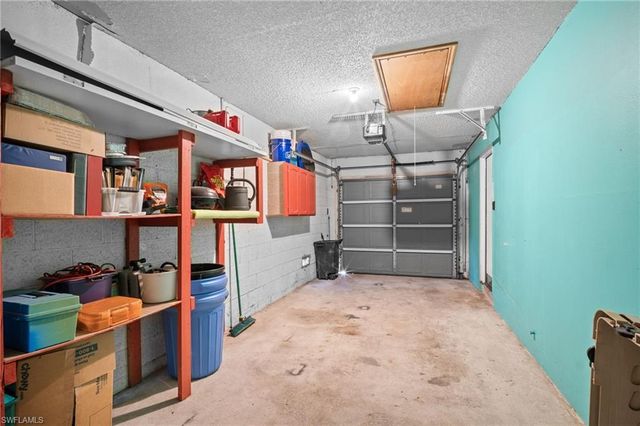 954 Jolly RD, North Fort Myers, FL 33903