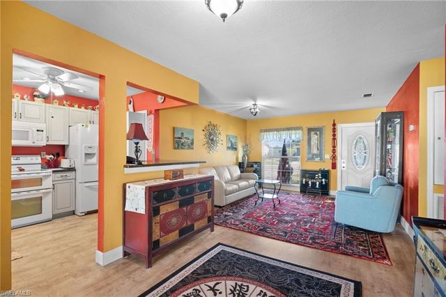 954 Jolly RD, North Fort Myers, FL 33903