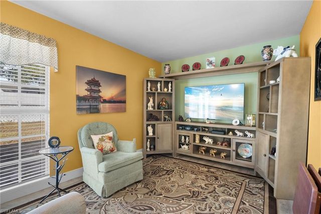 954 Jolly RD, North Fort Myers, FL 33903