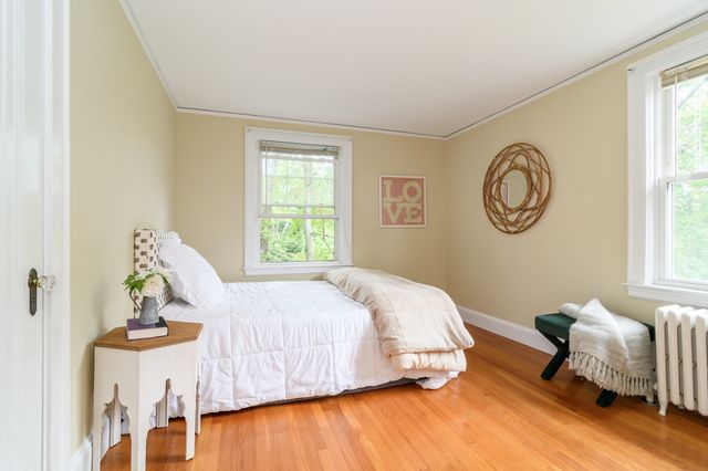203 Bacon St, Natick, MA 01760