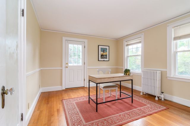 203 Bacon St, Natick, MA 01760