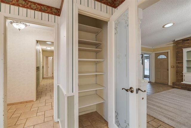 8324 NW 118th Street, Oklahoma City, OK 73162