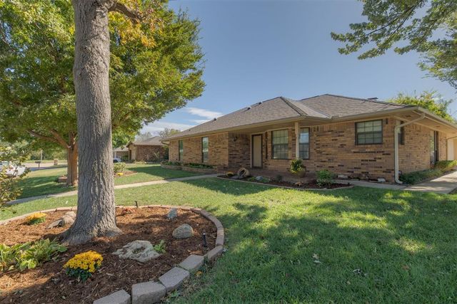 8324 NW 118th Street, Oklahoma City, OK 73162