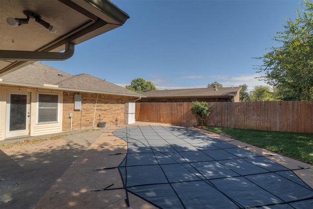 8324 NW 118th Street, Oklahoma City, OK 73162