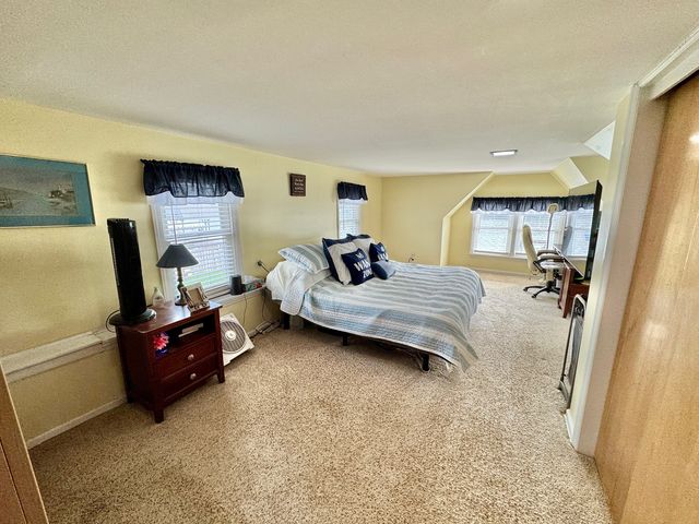 4400 Riverside Drive, Crystal Lake, IL 60014