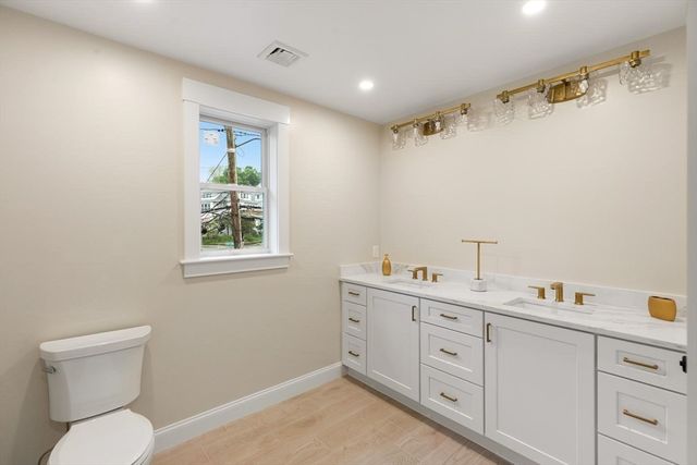 45 Maplewood 45, Watertown, MA 02472