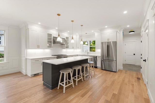 45 Maplewood 45, Watertown, MA 02472